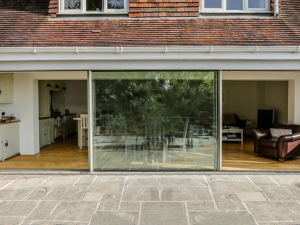 uni-slide_aluminium_doors